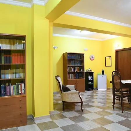 La Maison Des Voyageurs Apartment